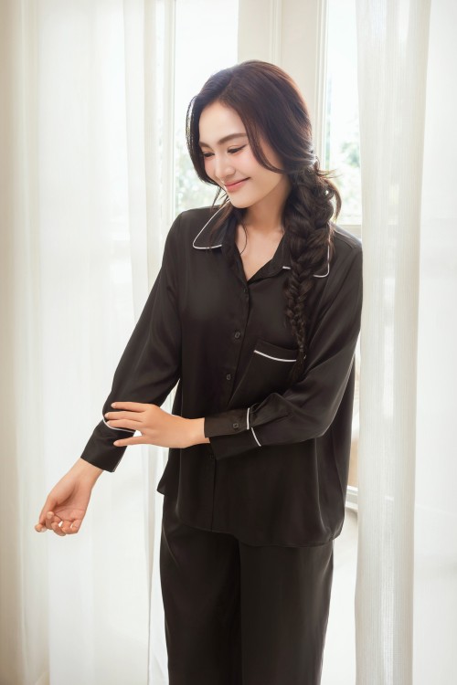 Sixdo Silk Shirt &amp; Pants